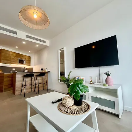 Rent4 Malaga La Colina * トレモリノス